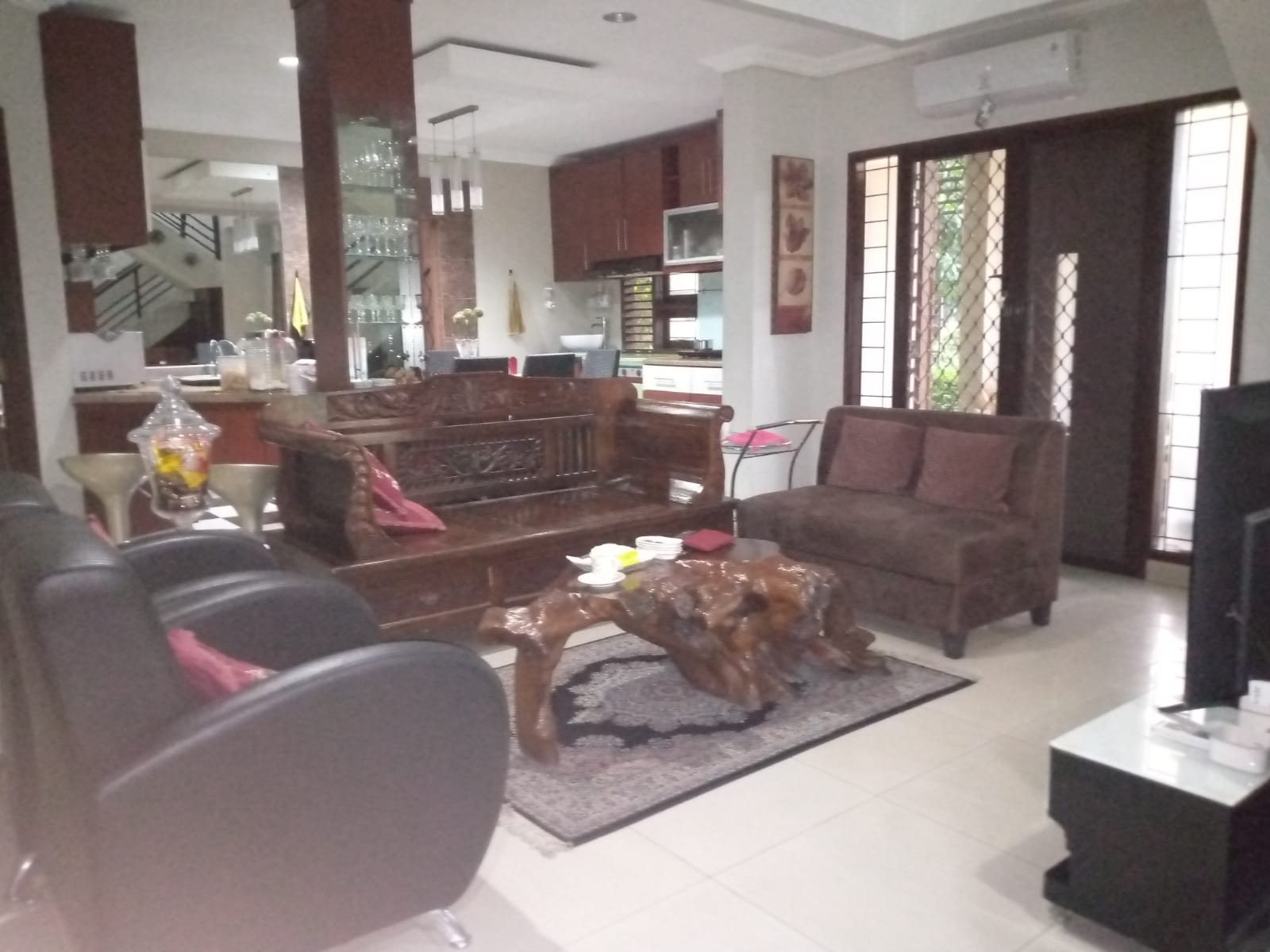 Rumah Disewakan Fully Furnished di Cluster Meadow Green Lippo Cikarang